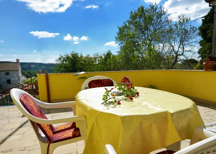 Gostinjska kuća Tomc 3*