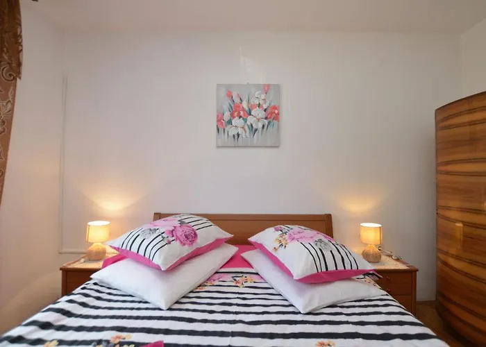 Gostinjska kuća Tomc